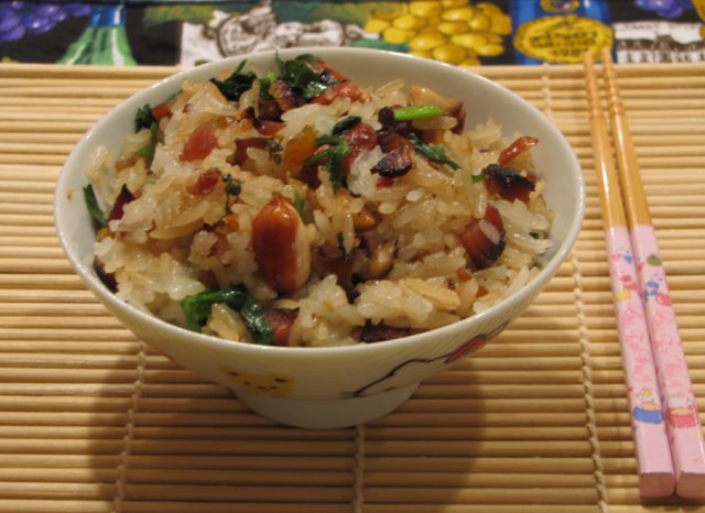 一头雾水：台湾油饭